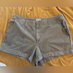 Universal Thread Brown Taupe Women's Casual Shorts